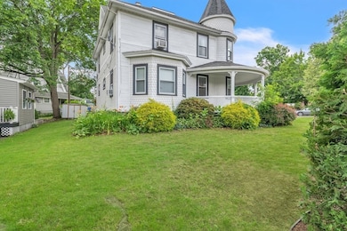 38 Winsor St, Ludlow, MA 01056 - photo 3