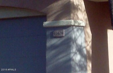 0_frontyard_041409