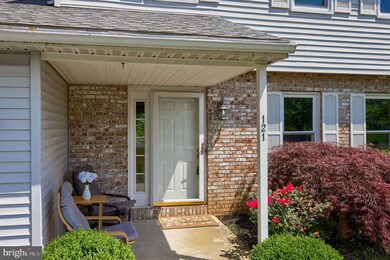 121 Sage Dr, Reading, PA 19608 - photo 3