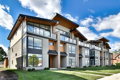 266 N Addison Ave, Elmhurst, IL 60126 - photo 2