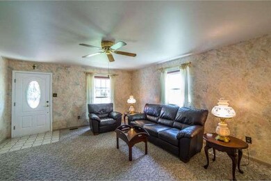 417 Campus Dr, Perkasie, PA 18944 - photo 5