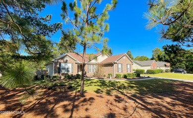 125 Queens Cove Way