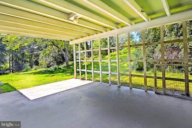 708 Pinewood Dr, Annapolis, MD 21401 - photo 5