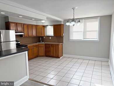4508 Marple St, Philadelphia, PA 19136 - photo 7