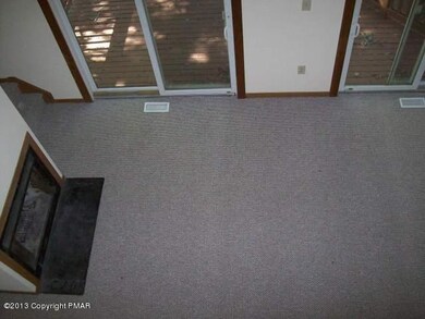 219 Sterling Cir unit 219, Bushkill, PA 18324 - photo 6