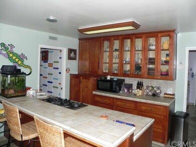 LARGE OPEN REMODELED KITCHEN