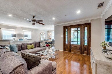 6110 Palo Pinto Ave, Dallas, TX 75214 - photo 4