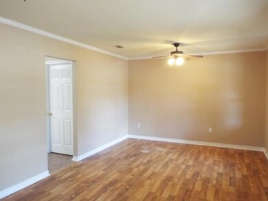 1215 Sunshine Dr, Crestview, FL 32539 - photo 5