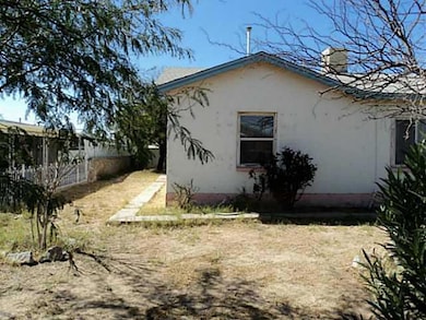 933 Giles Rd, El Paso, TX 79915 - photo 6