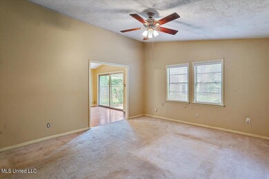05-622 Bellevue St