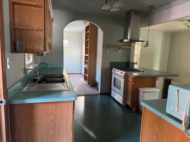 111 Sheldon St, Klamath Falls, OR 97601 - photo 7