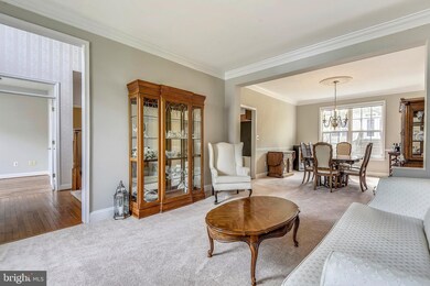 2905 Middle Bridge Ct, Crofton, MD 21114 - photo 4