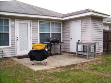 2526 Trailwood Dr, Cantonment, FL 32533 - photo 2