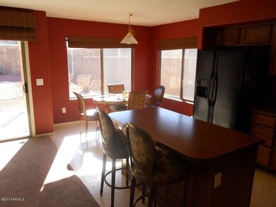 Eat-in kitchen
