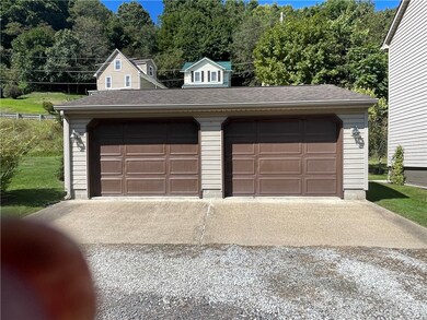 808 Kennedy Ave, Vandergrift, PA 15690 - photo 2