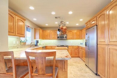 1040 SE Jerrine St, Grants Pass, OR 97527 - photo 3