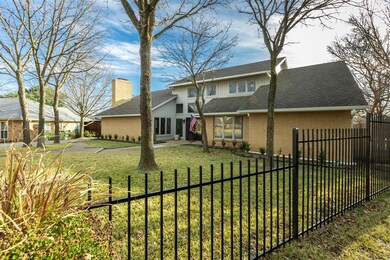 1712 Ashbury Ct, Bedford, TX 76021 - photo 2