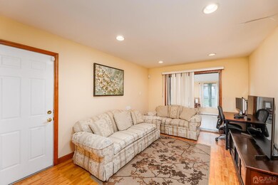 13 Monroe Ave, Carteret, NJ 07008 - photo 4