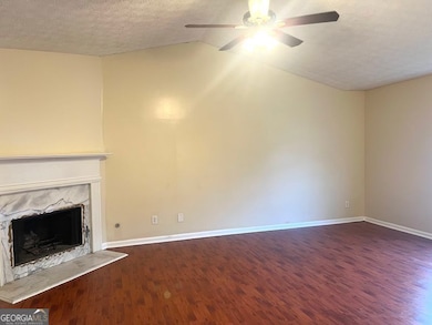 1309 Sandybrook Ct, Lithonia, GA 30058 - photo 6