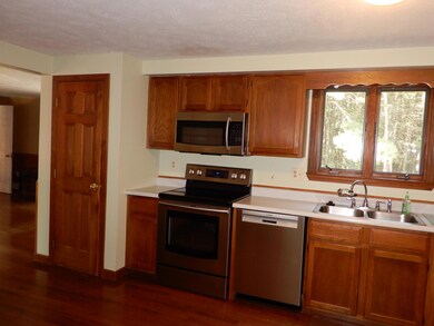 10 Deerfield Cir, Standish, ME 04084 - photo 3