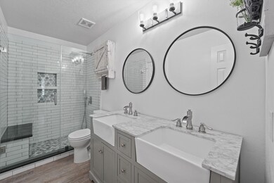 318 Ridgewood Dr, Magnolia, TX 77355 - photo 6