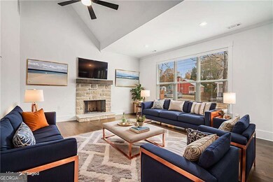 352 Davis St, Monroe, GA 30655 - photo 6