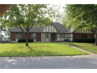 Large, treed corner lot!