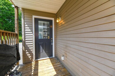 18 Cross St, Nashua, NH 03064 - photo 3