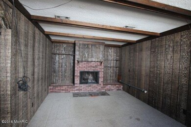 Case 263-545116 - 14 Elmwood - Living Ro