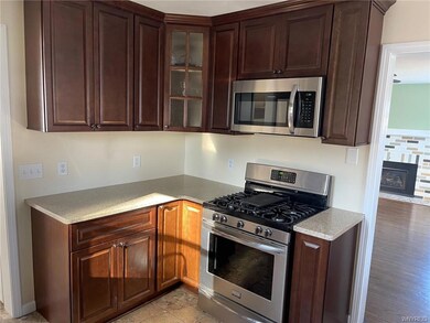 276 Stenzil St, North Tonawanda, NY 14120 - photo 3