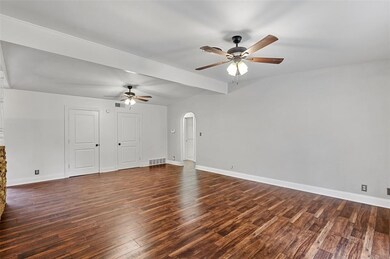 1129 Trailwood Dr, Hurst, TX 76053 - photo 7