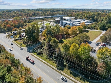 3855 Battleground Ave, Greensboro, NC 27410 - photo 4