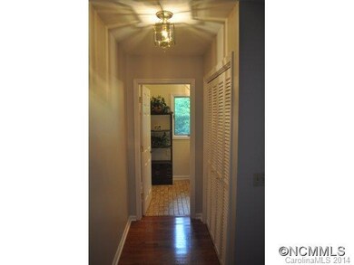 1/2 Bath off Entry