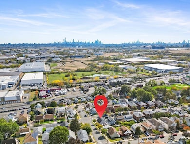 340 Marsan Dr, Carlstadt, NJ 07072 - photo 4