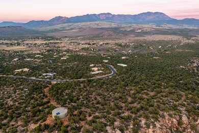 142 N Pinion Hills Dr Dammeron-large-002