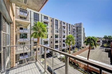 Juhl unit 439, Las Vegas, NV 89101 - photo 3