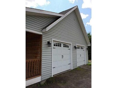 Garage.