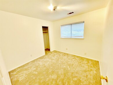 10923 Keese Dr, Houston, TX 77089 - photo 6