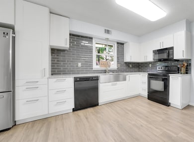 8233 Timber Creek Dr, Cordova, TN 38018 - photo 6