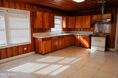 3905 Captain Cade Rd, Youngsville, LA 70592 - photo 3