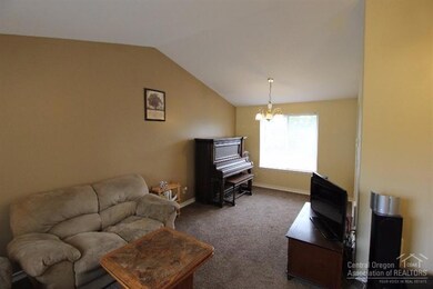 unlisted-address, Redmond, OR 97756 - photo 3