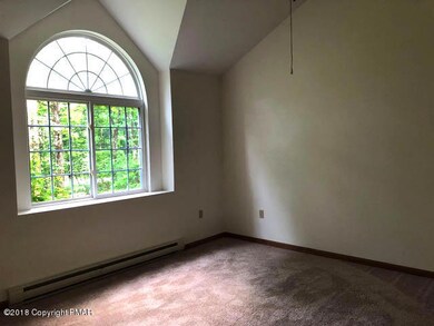 253 Upper Ridge Dr, Effort, PA 18330 - photo 3