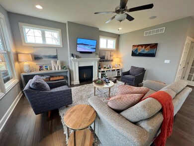 5117 Newbury Way
