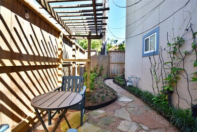 3911 Woodhead St, Houston, TX 77098 - photo 4