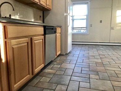 57 Cleverly Ct unit 1/f, Quincy, MA 02169 - photo 6