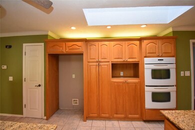 404 NW H St, Bentonville, AR 72712 - photo 6