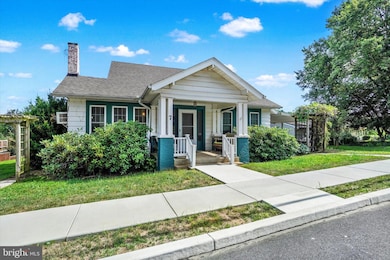 7 E High St, Windsor, PA 17366 - photo 2