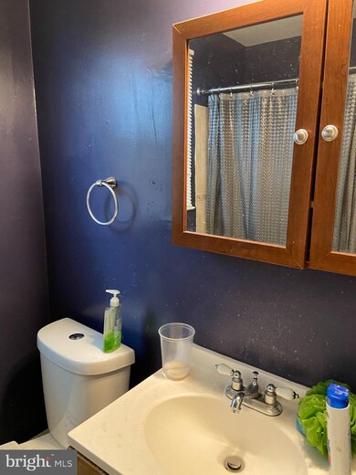 6902 Carl Ave, Gwynn Oak, MD 21207 - photo 3