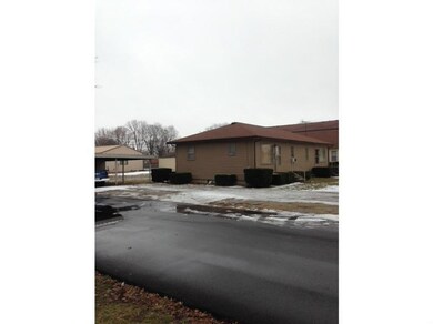 125 N Brooks St, Columbus, IN 47201 - photo 2