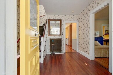 2 Ashurst Place, Newport, RI 02840 - photo 2